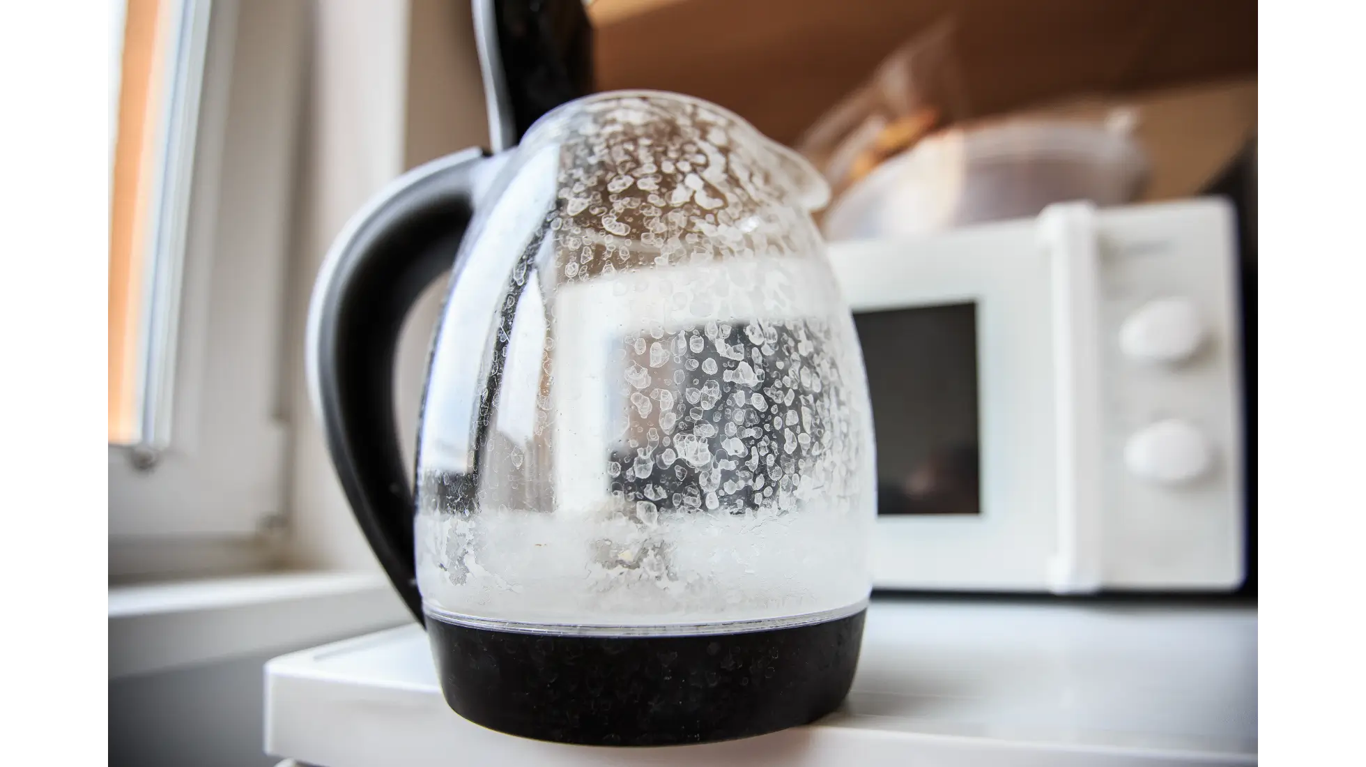 Verkalkter Wasserkocher