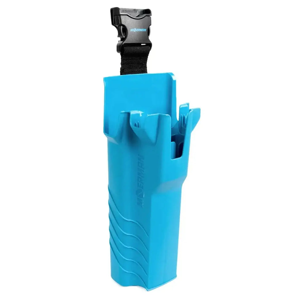 Hellblauer plastik fischrutenhalter moerman toolholder 2.0 köcher mit schwarzem verstellbarem gurt und schnalle