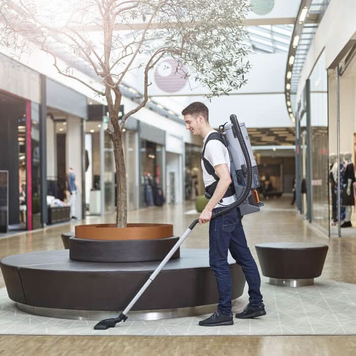 Nilfisk GD5 Battery Rückensauger.