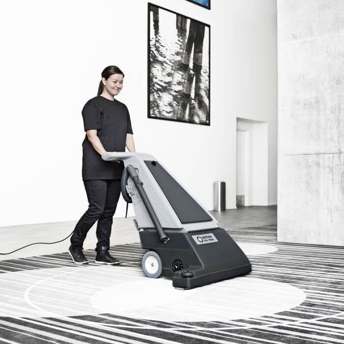 Grau und schwarz nilfisk gu700 a teppichsauger kommerzieller bodenreinigungsmaschine mit modernem design