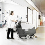 Nilfisk Scheuersaugmaschine BA 651 inkl. Ladegerät.