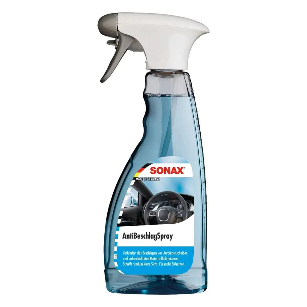 Sonax anti beschlagspray 500ml klare blaue flüssigkeit in transparenter sprühflasche mit weißem grauem trigger für autoscheiben